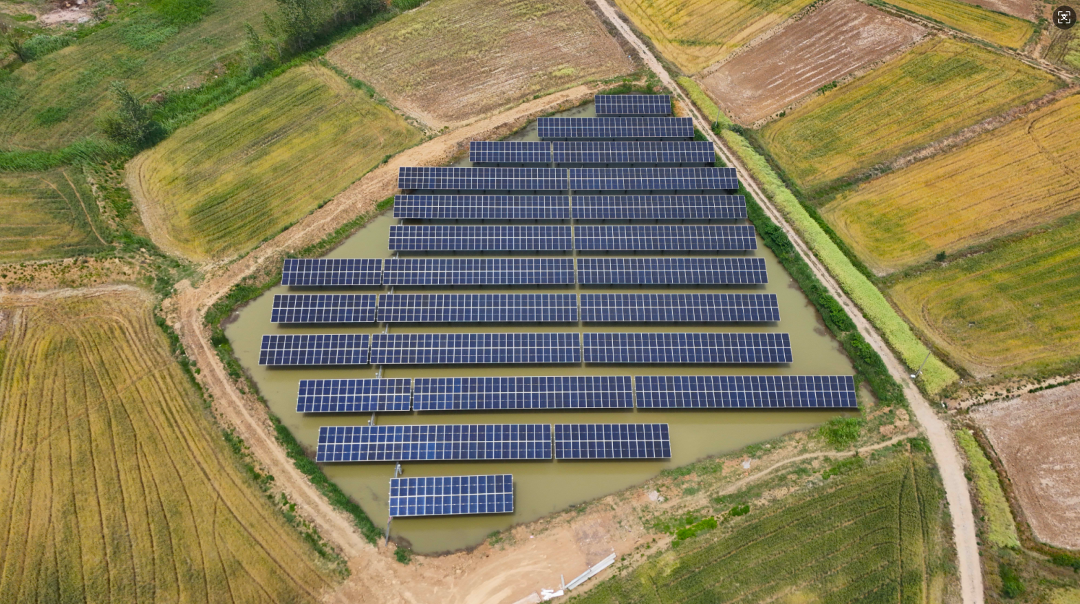 “绿电+养殖”双丰收！AG恒峰科技肥东县八斗镇渔光互补项目二期并网